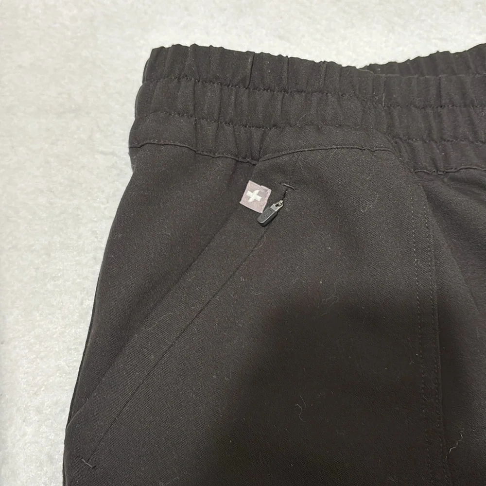 Figs Black Cargo Pants with Relaxed Fit